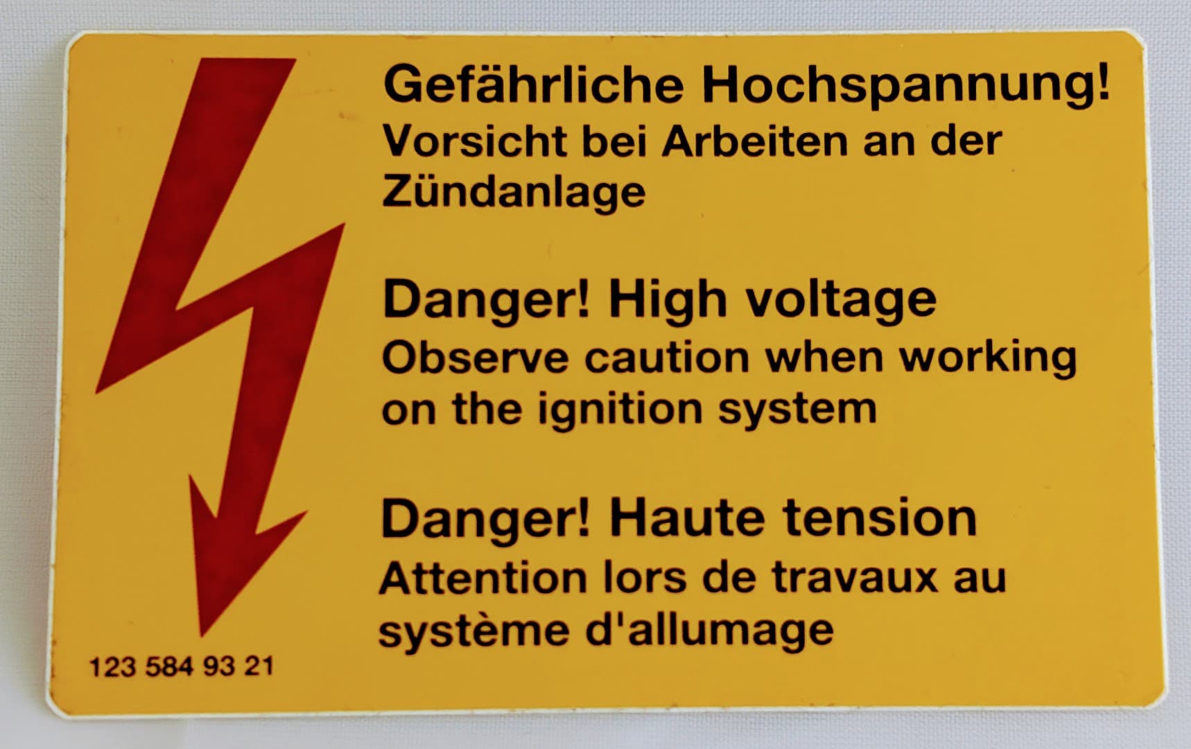 Ignition System Warning Label Part Number: A 123 584 93 21 — image 1